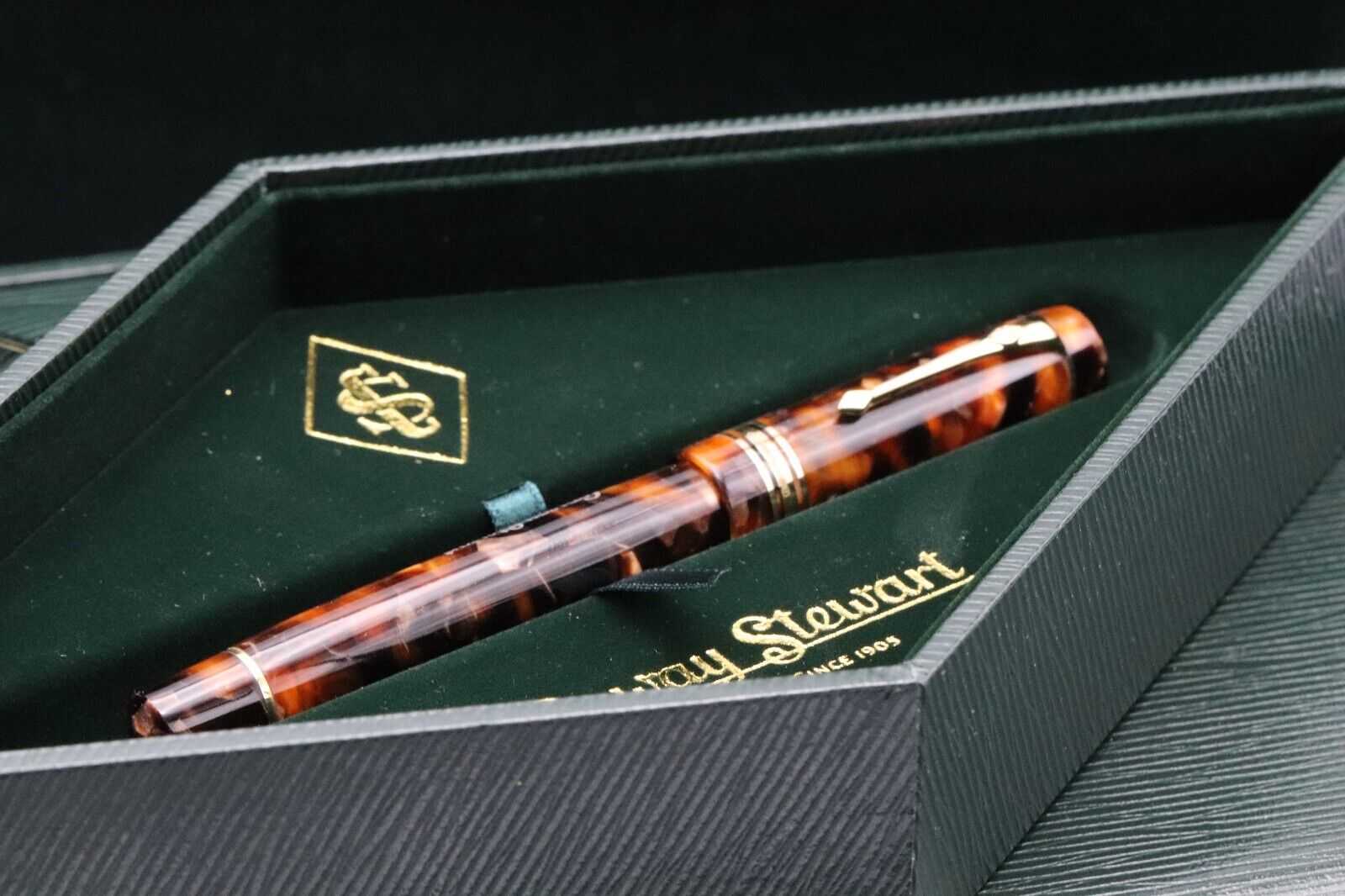 Conway Stewart Brunel Classic Brown Fountain Pen image 6