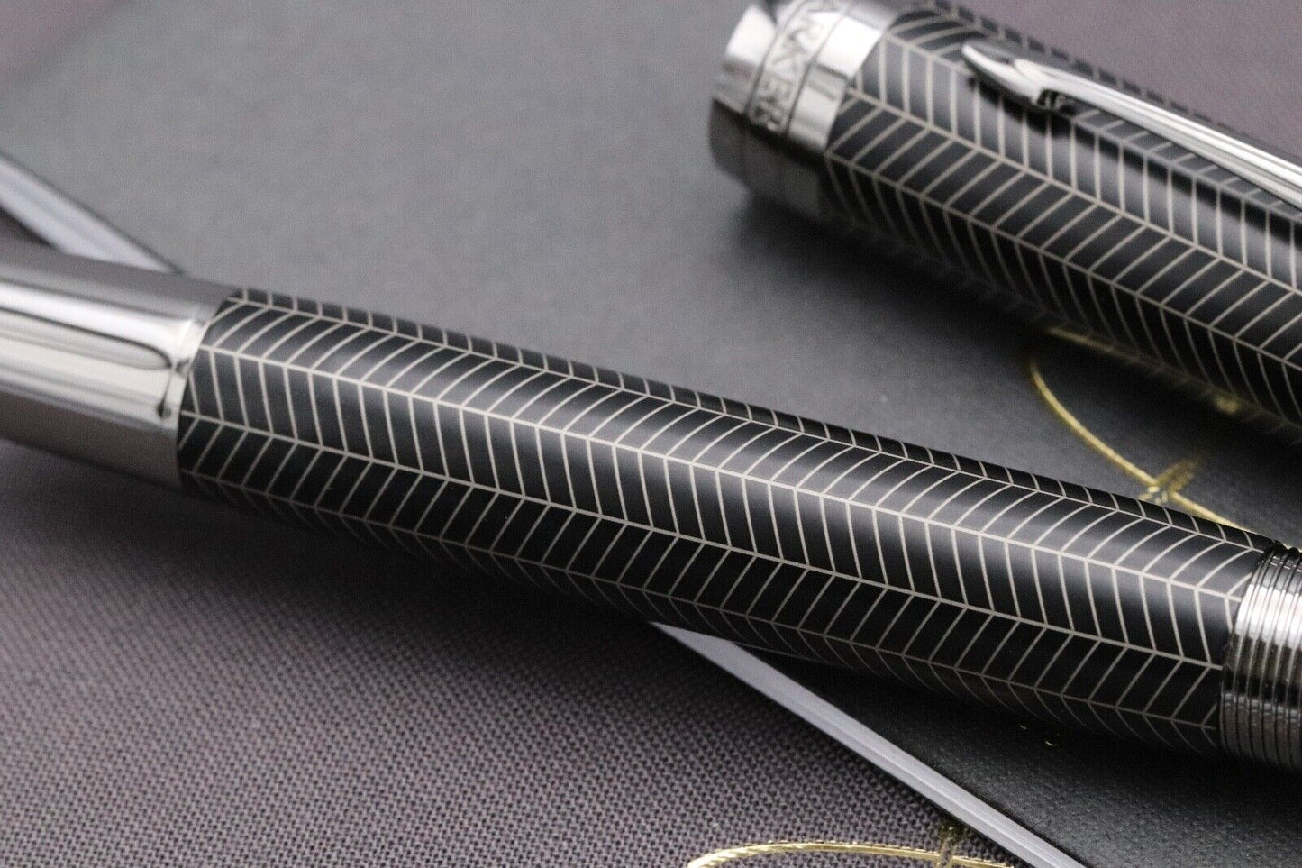 Parker Duofold Centennial Prestige Black Ruthenium Chevron Fountain Pen image 3
