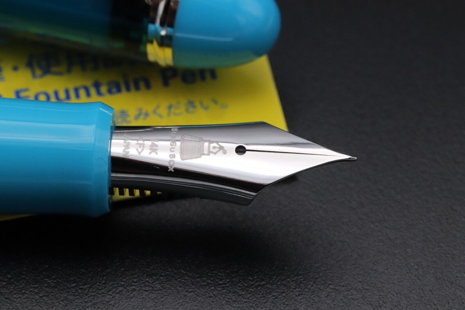 Pilot Custom 823 Bungubox Fujiyama Blue Limited Edition Fountain Pen image 2
