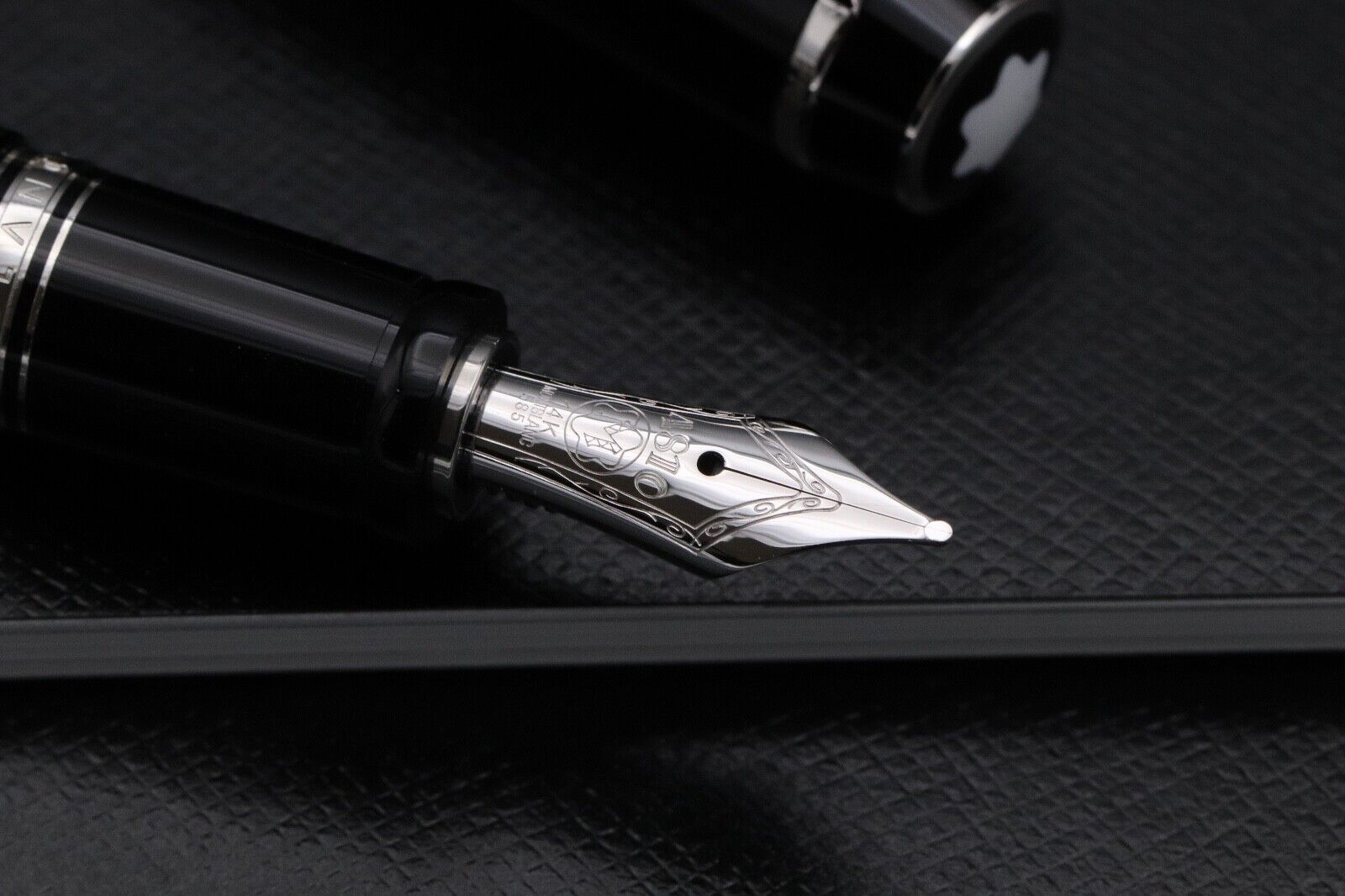 Montblanc Boheme Noir Fountain Pen - UNUSED image 2