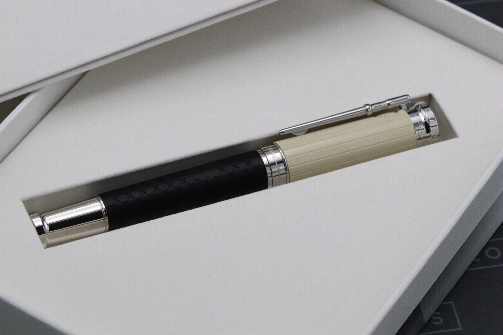 Montblanc Writers Edition Robert Louis Stevenson Fountain Pen - UNUSED - BB NIB image 9