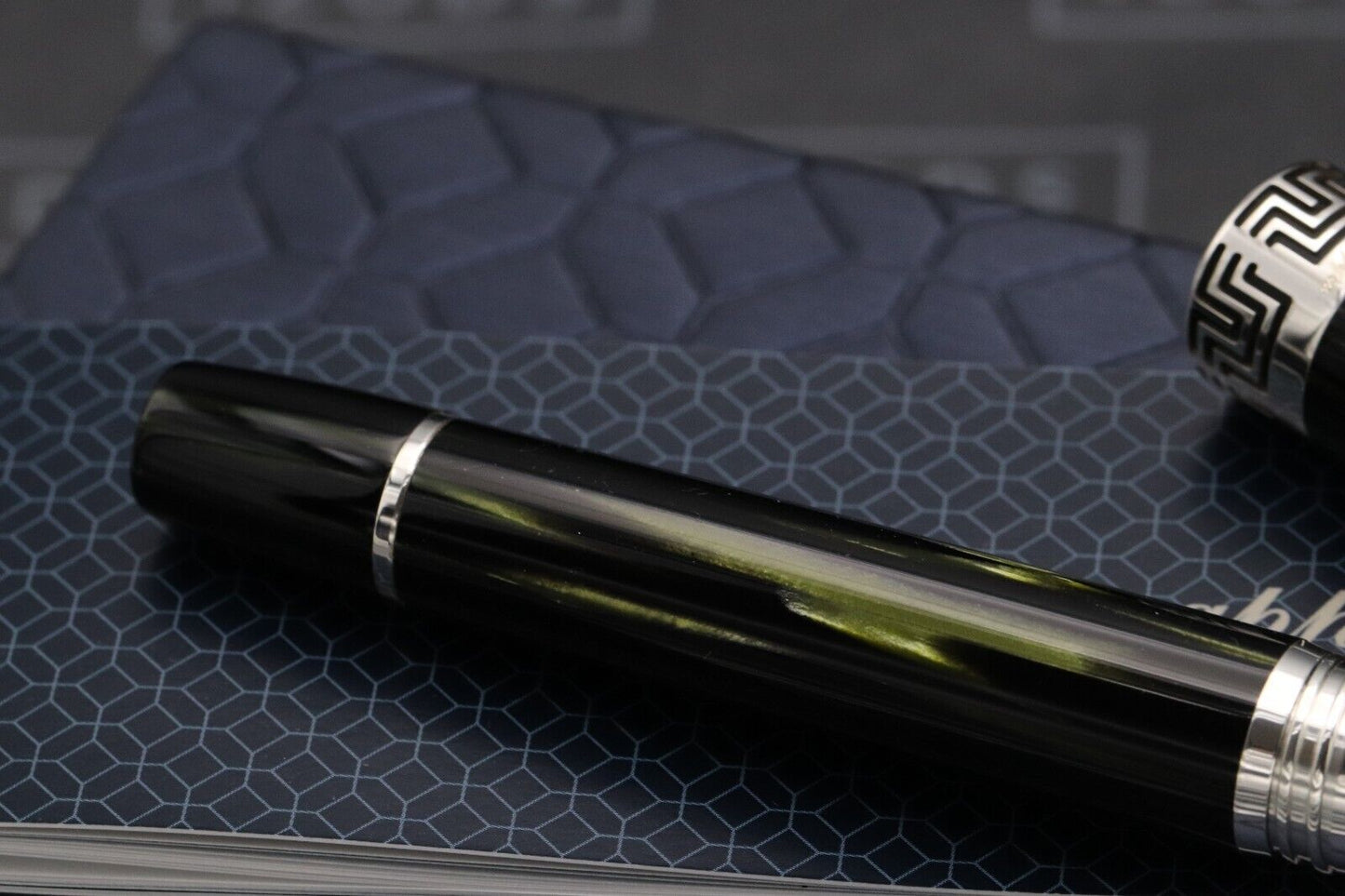 Montegrappa Extra 1930 Bamboo Celluloid Fountain Pen - Stub Nib image 3