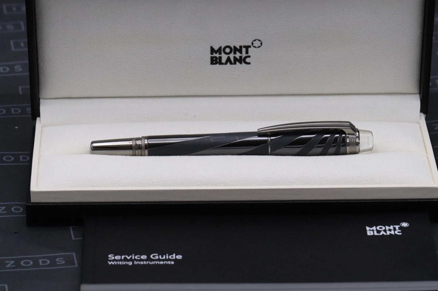 Montblanc Starwalker Black Ceramics Rollerball / Fineliner Pen image 2