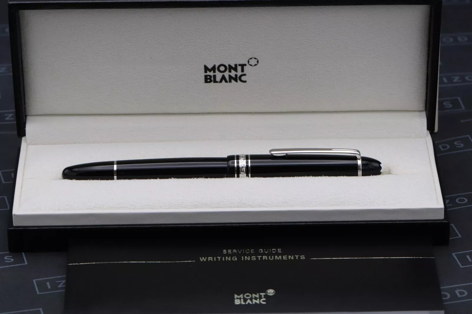 Montblanc Meisterstuck 146 LeGrand Platinum-Coated Fountain Pen image 7