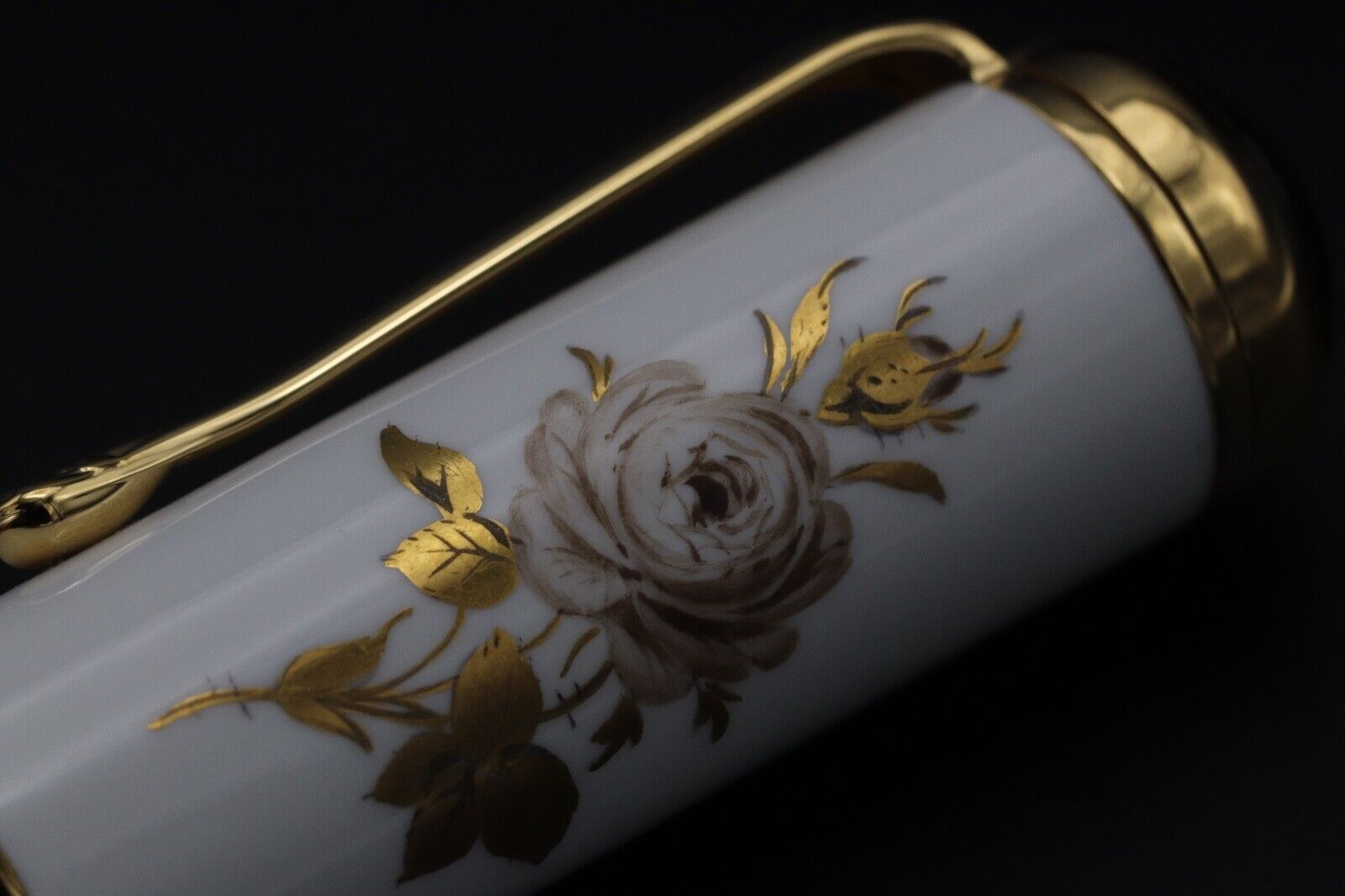 Montblanc Patron of Art 4810 Marquis de Pompadour Fountain Pen - NEVER INKED image 4