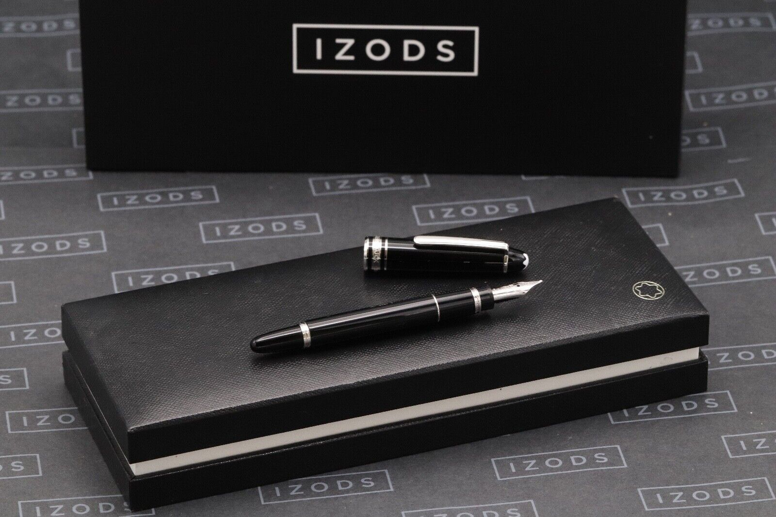 Montblanc Meisterstück 114 Mozart Platinum-Coated Fountain Pen image 0
