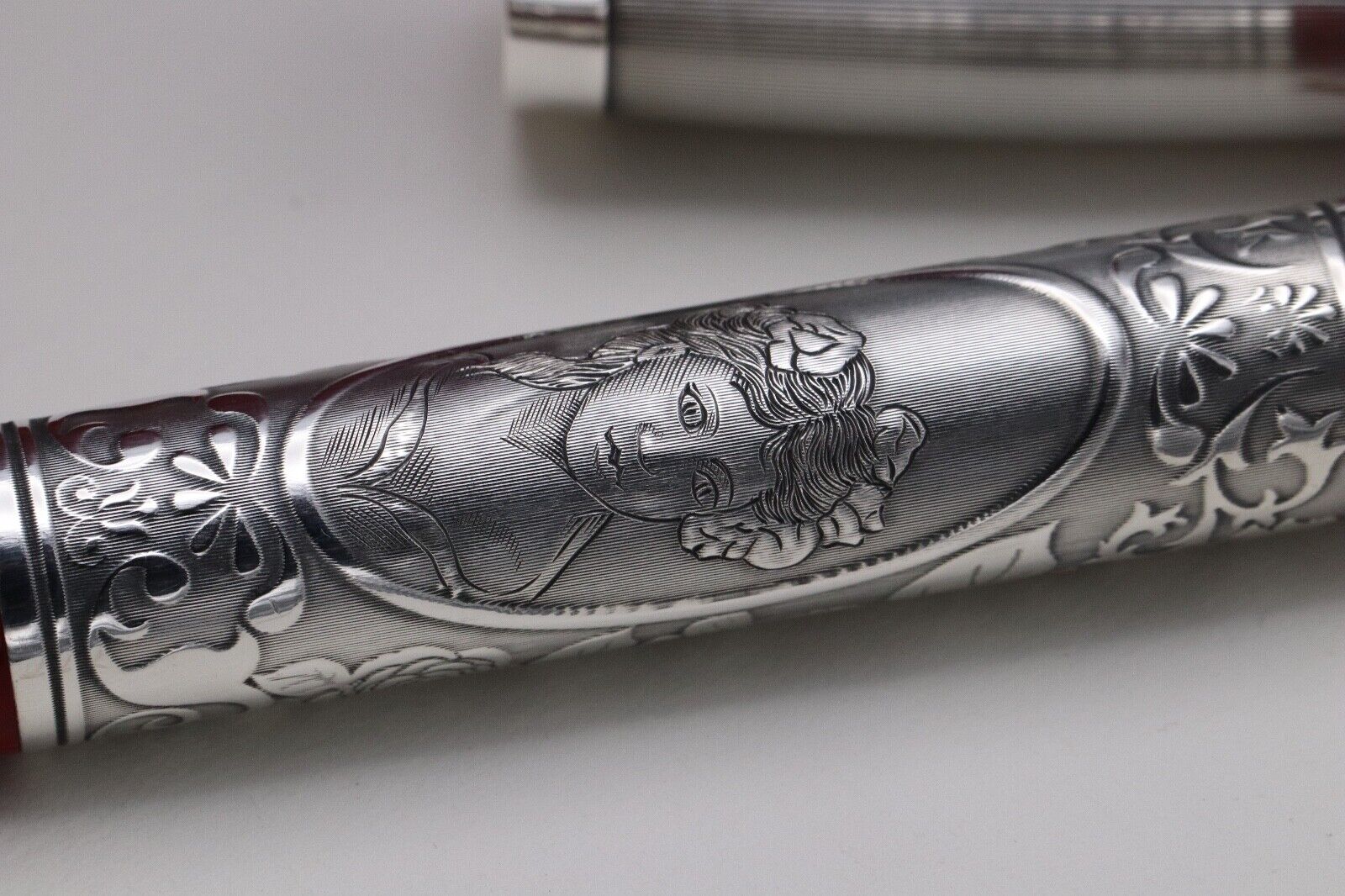 Montegrappa Invito A La Traviata Celluloid Silver Limited Edition Fountain Pen image 4