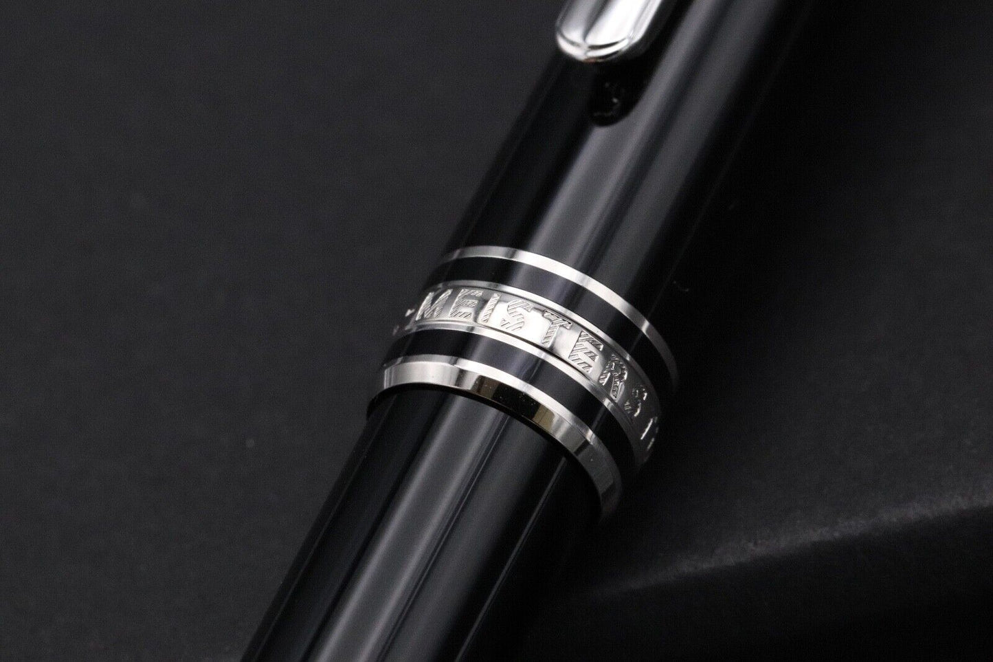 Montblanc Meisterstuck 165 Classique Platinum Coated Mechanical Pencil - UNUSED image 2
