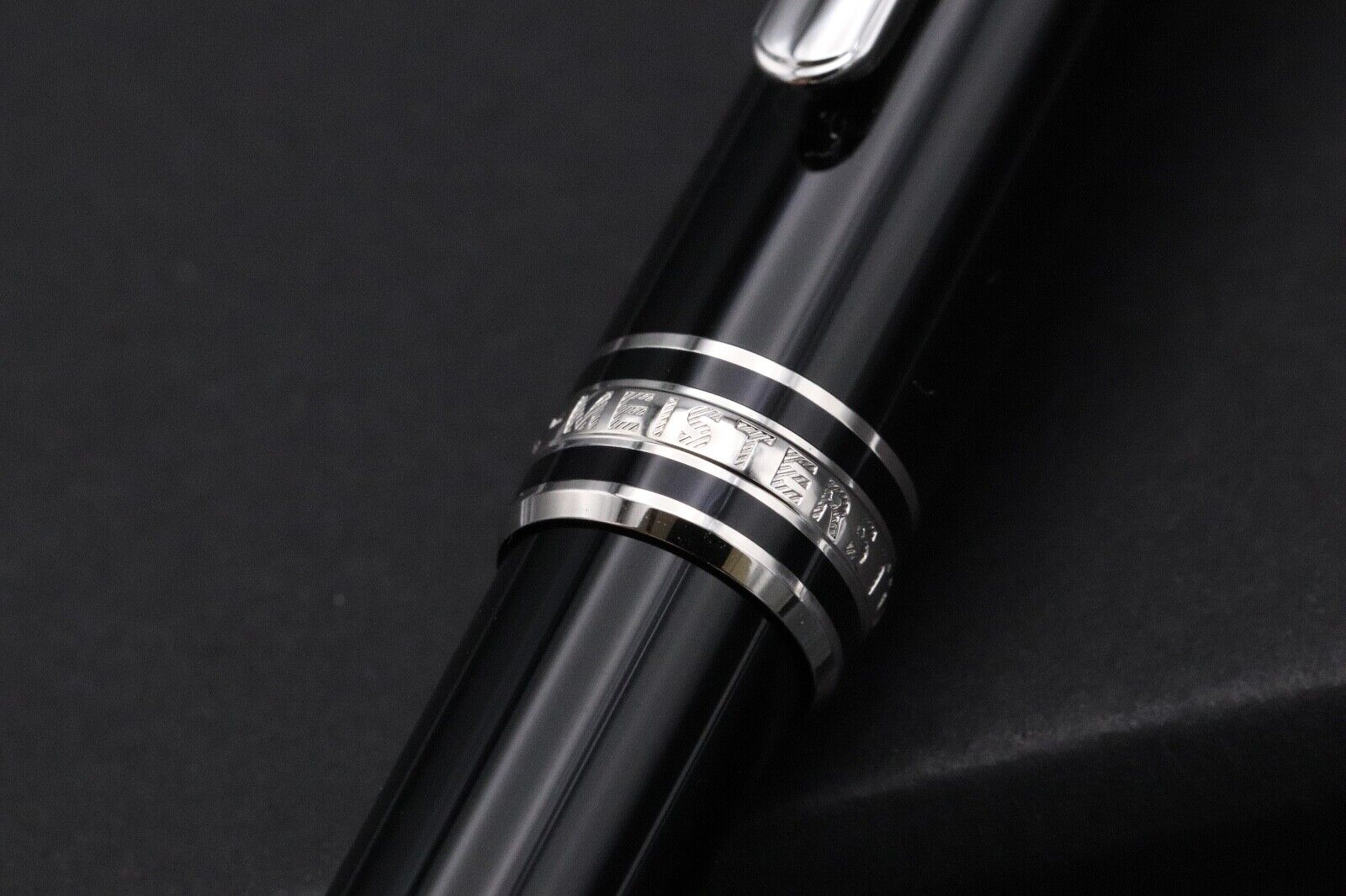 Montblanc Meisterstuck 165 Classique Platinum Coated Mechanical Pencil - UNUSED image 2