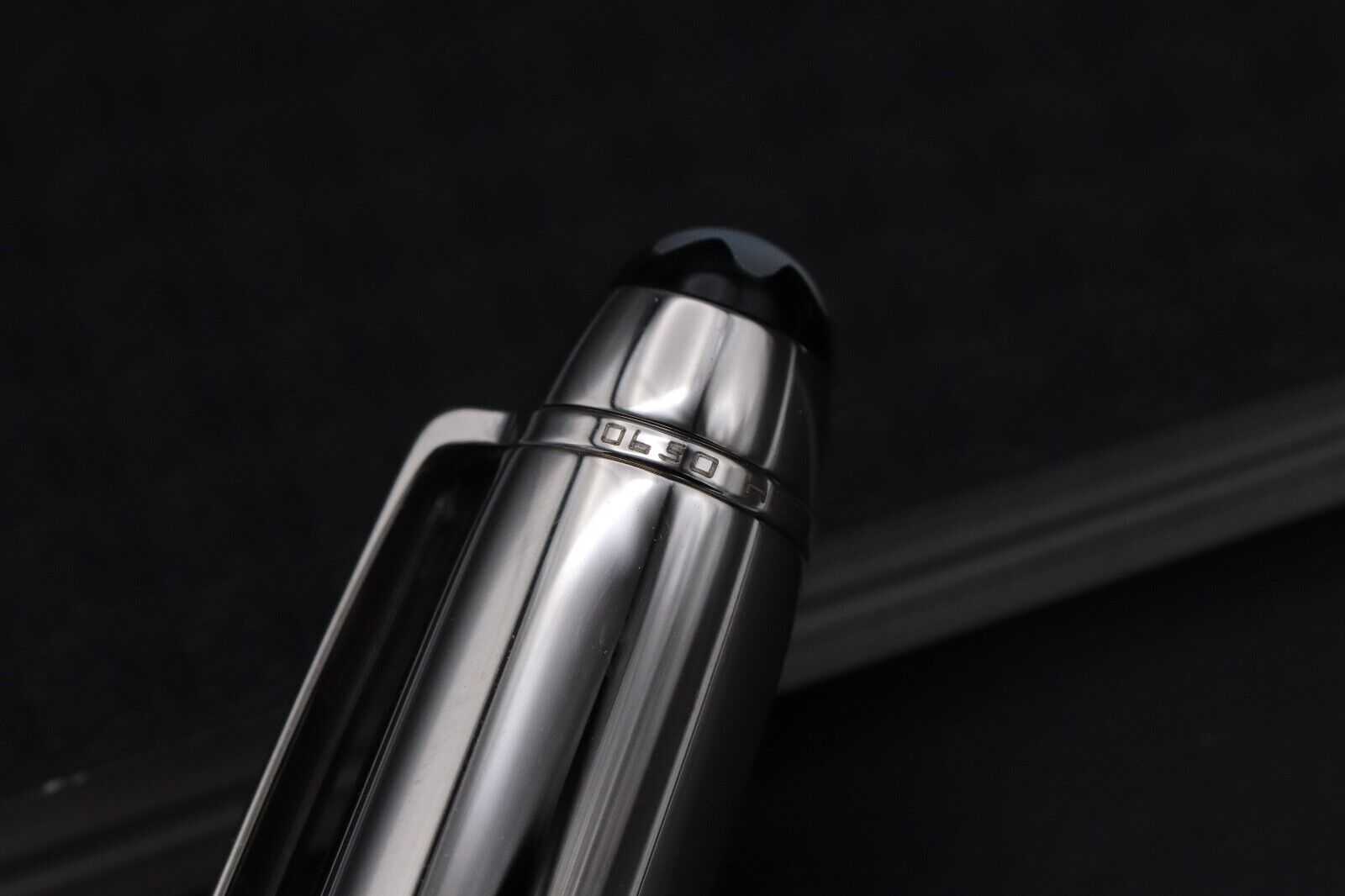 Montblanc Meisterstück Mozart Jungle Eyes Tourmaline Ballpoint Pen - UNUSED image 3