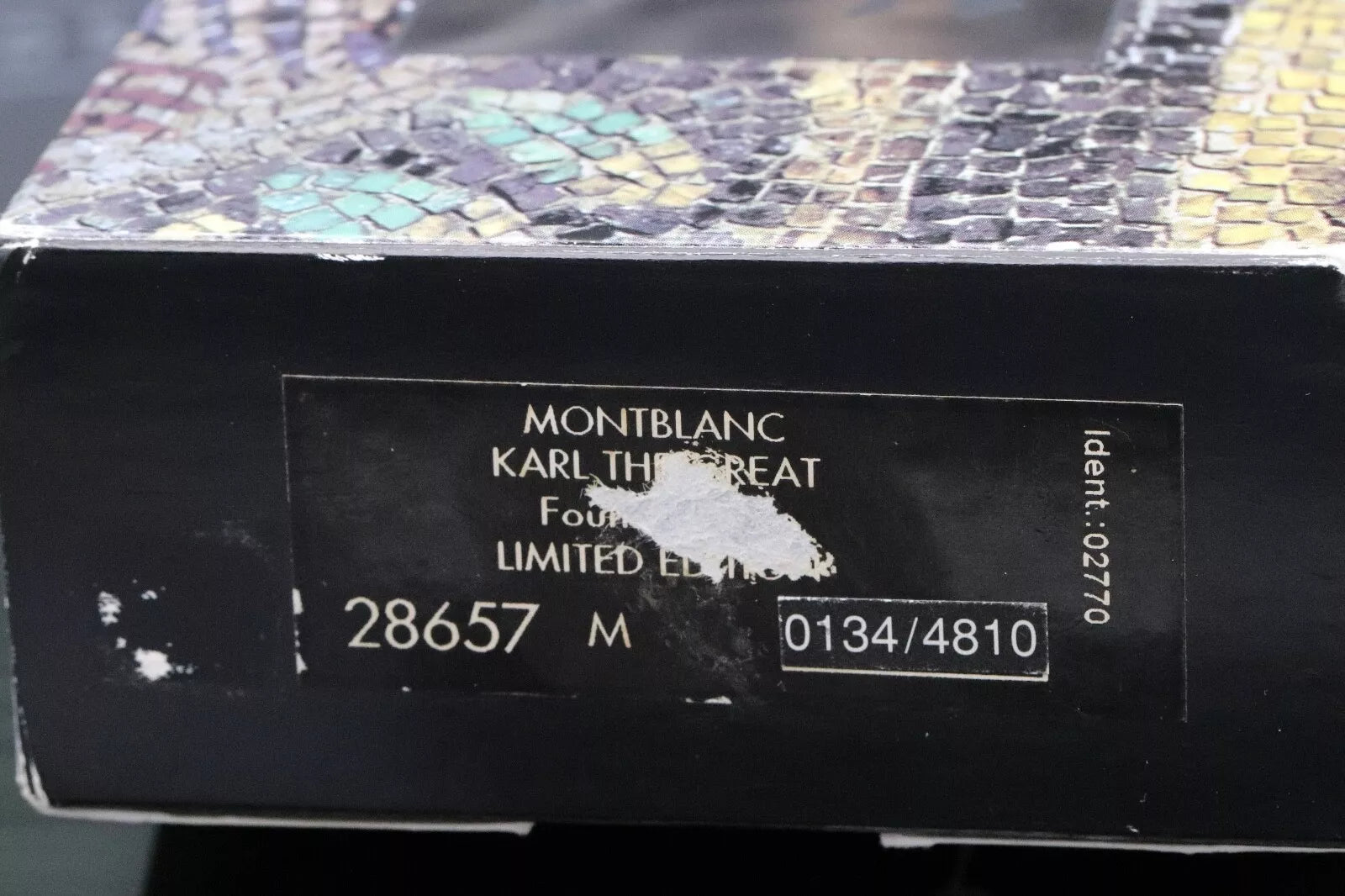 Montblanc Patron Of Art Karl Der Grosse Charlemagne 4810 Fountain Pen – UNUSED image 11