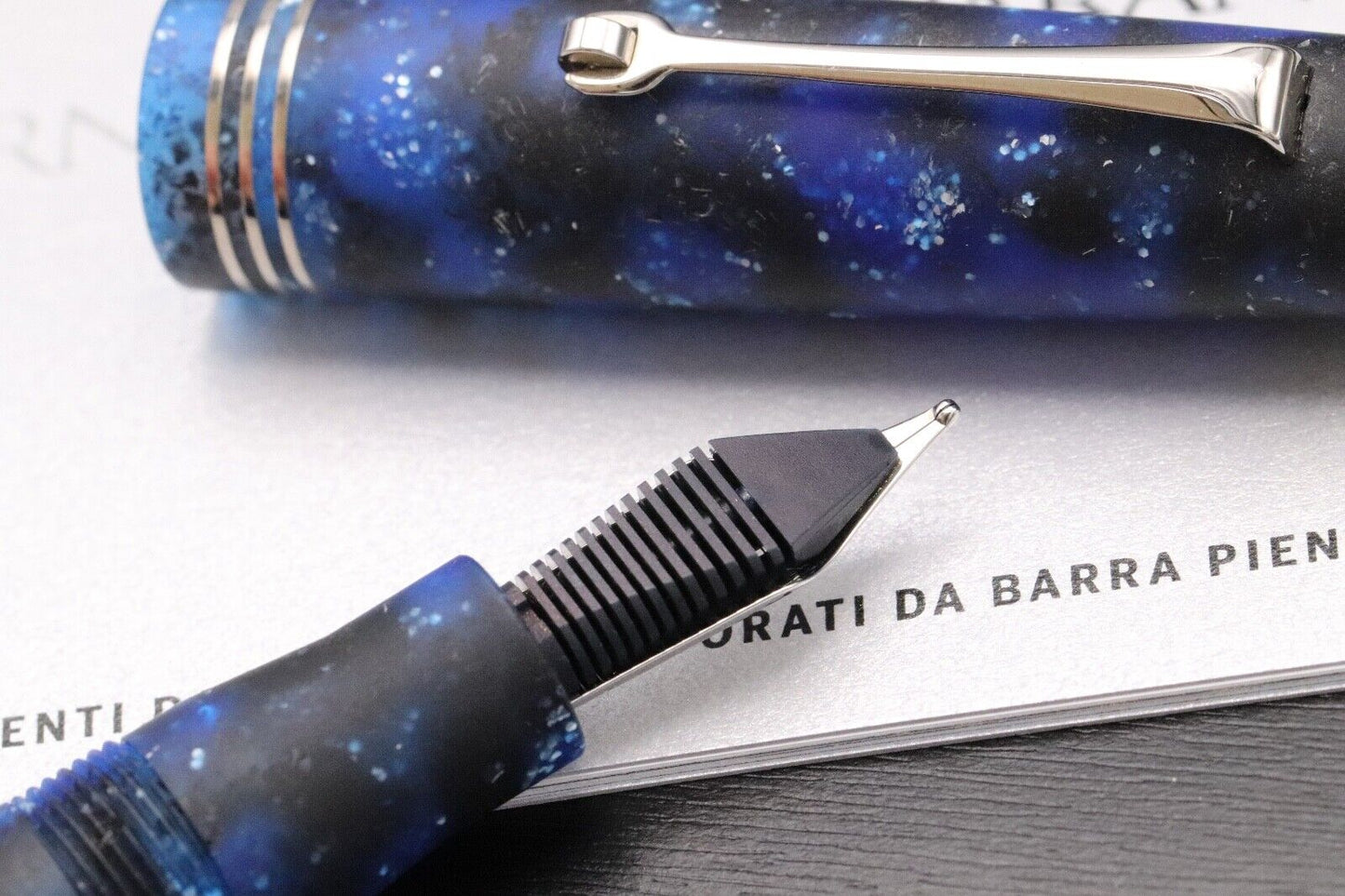 Leonardo x Stilo e Stile Momento Zero Cometa Fountain Pen - Broad Nib image 4