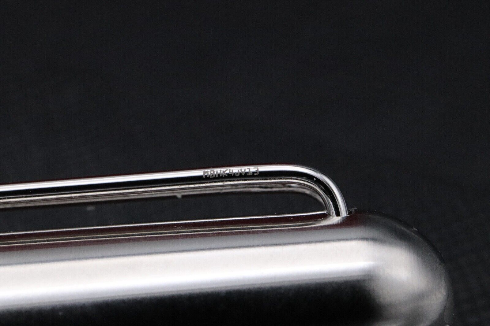 Montblanc M Marc Newson RED Signature Fountain Pen - UNUSED image 5