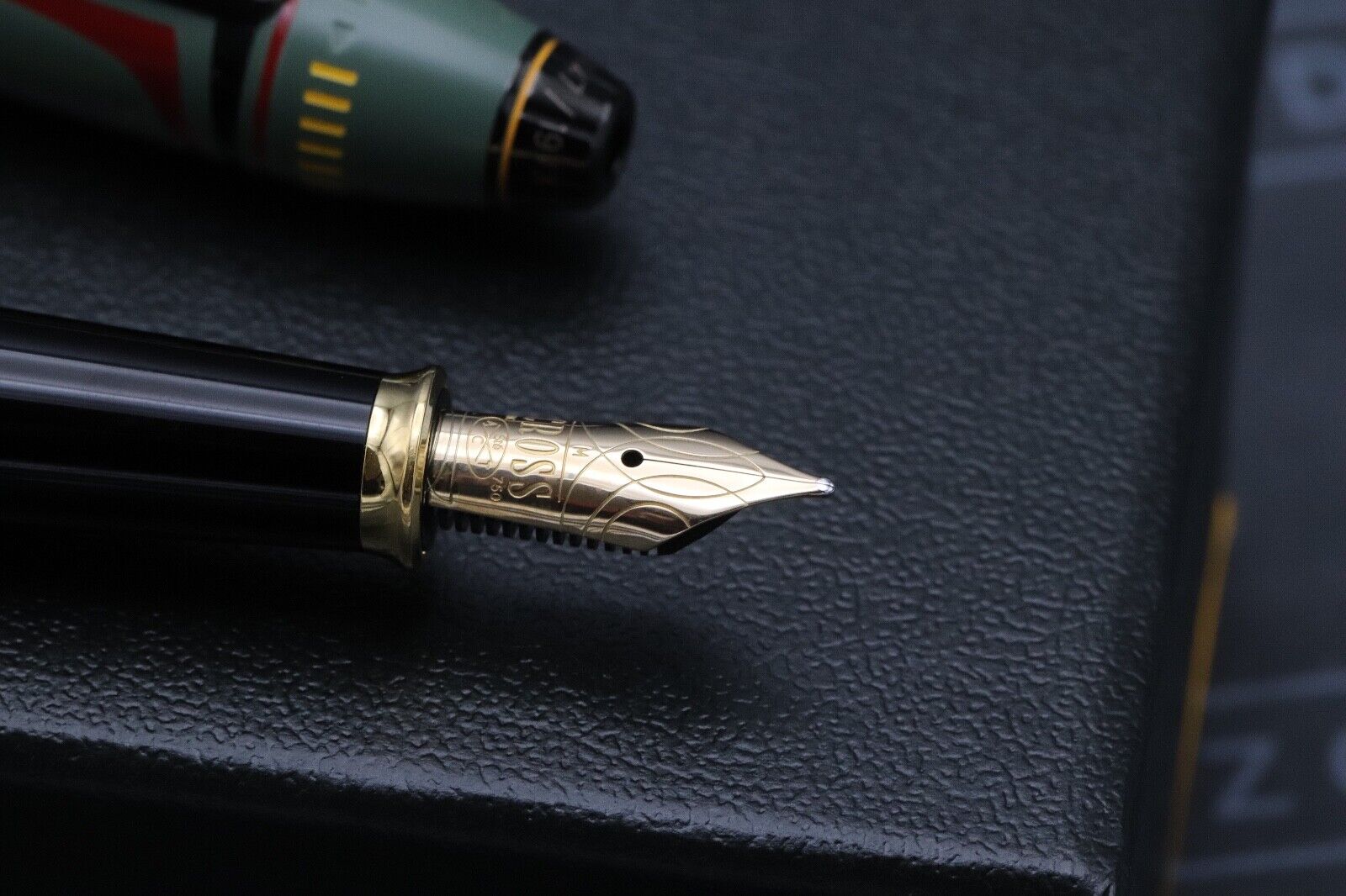 Cross Townsend Star Wars Boba Fett Limited Edition Fountain Pen - UNUSED image 2