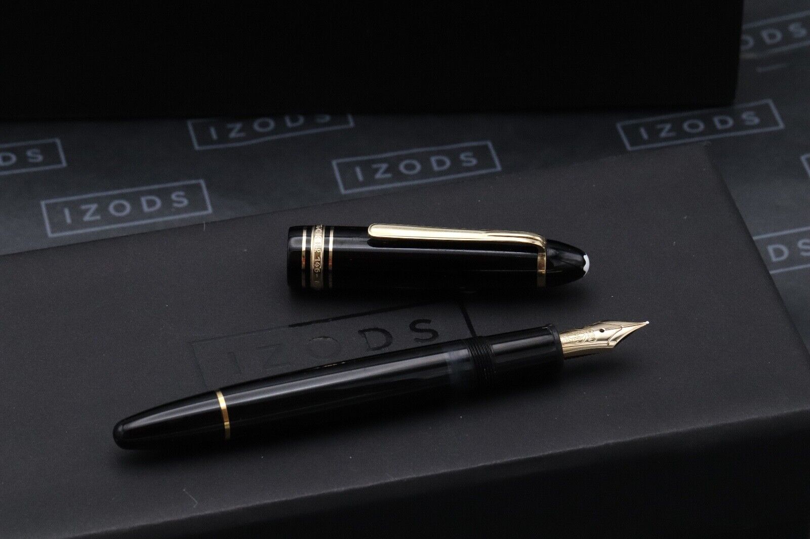 Montblanc Meisterstuck 146 LeGrand Gold Coated Fountain Pen - 14c Monotone Nib image 1