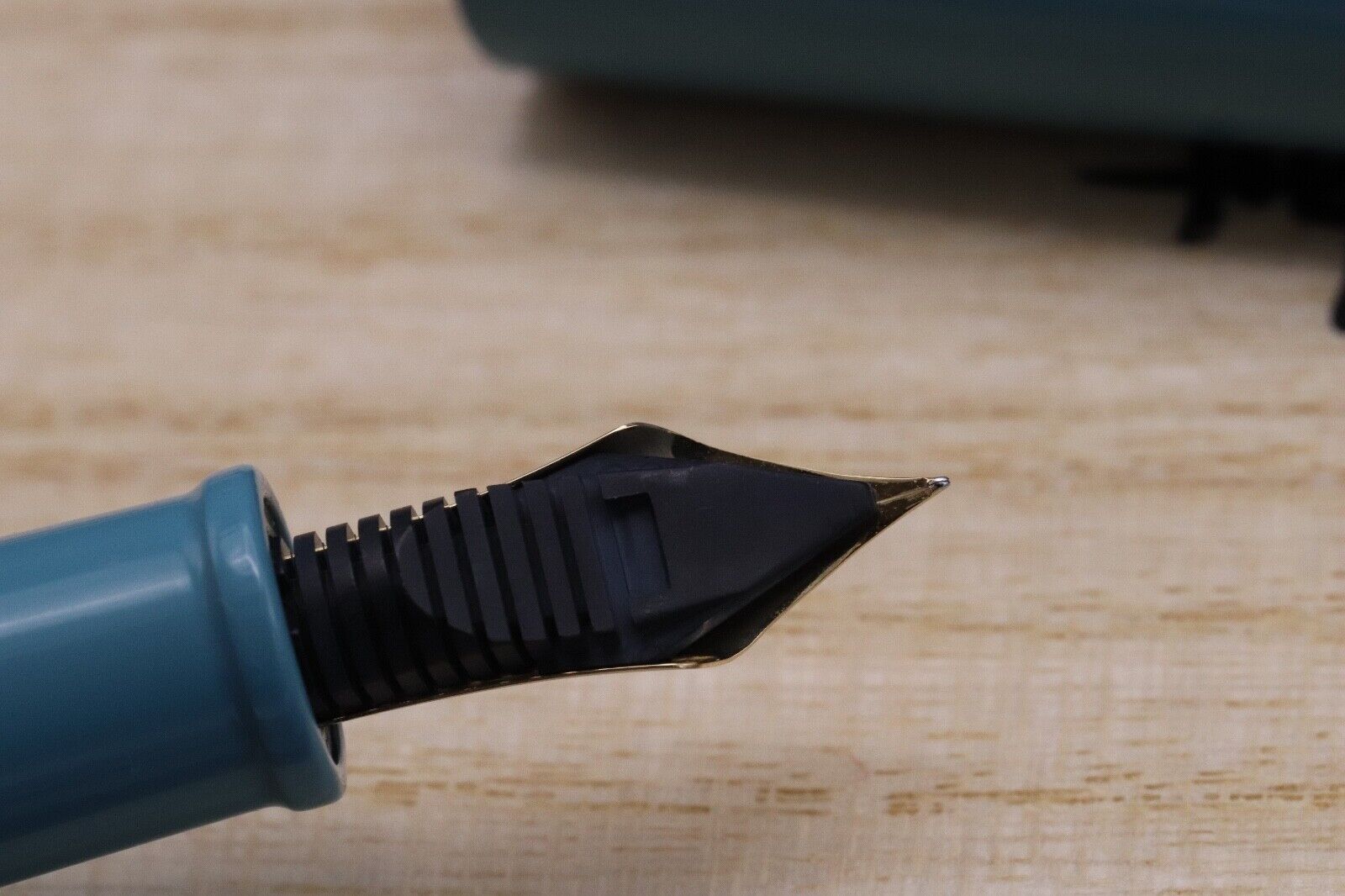 Nakaya Portable Writer Ama-iro Fountain Pen with Panda Stopper - UNUSED SF Nib image 3