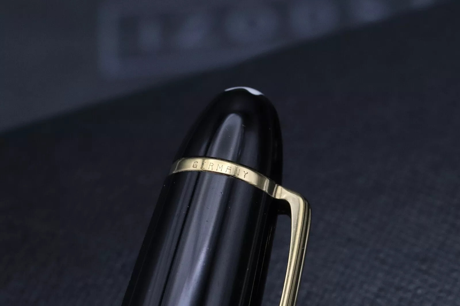 Montblanc Meisterstuck 146 LeGrand Gold-Coated Fountain Pen - Serviced by MB Oct 2024 image 6