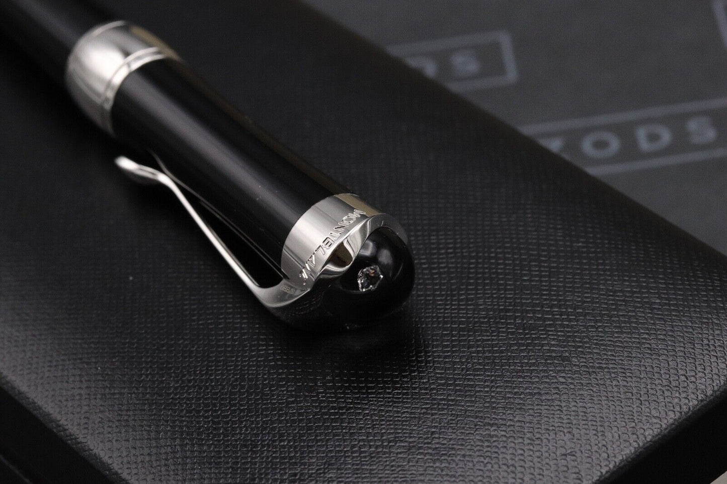 Montblanc Etoile de Montblanc Fountain Pen - DIPPED image 3