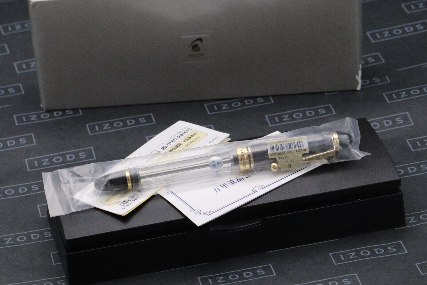 Pilot Custom 823 Clear Fountain Pen - Broad Nib - SEALED image 0