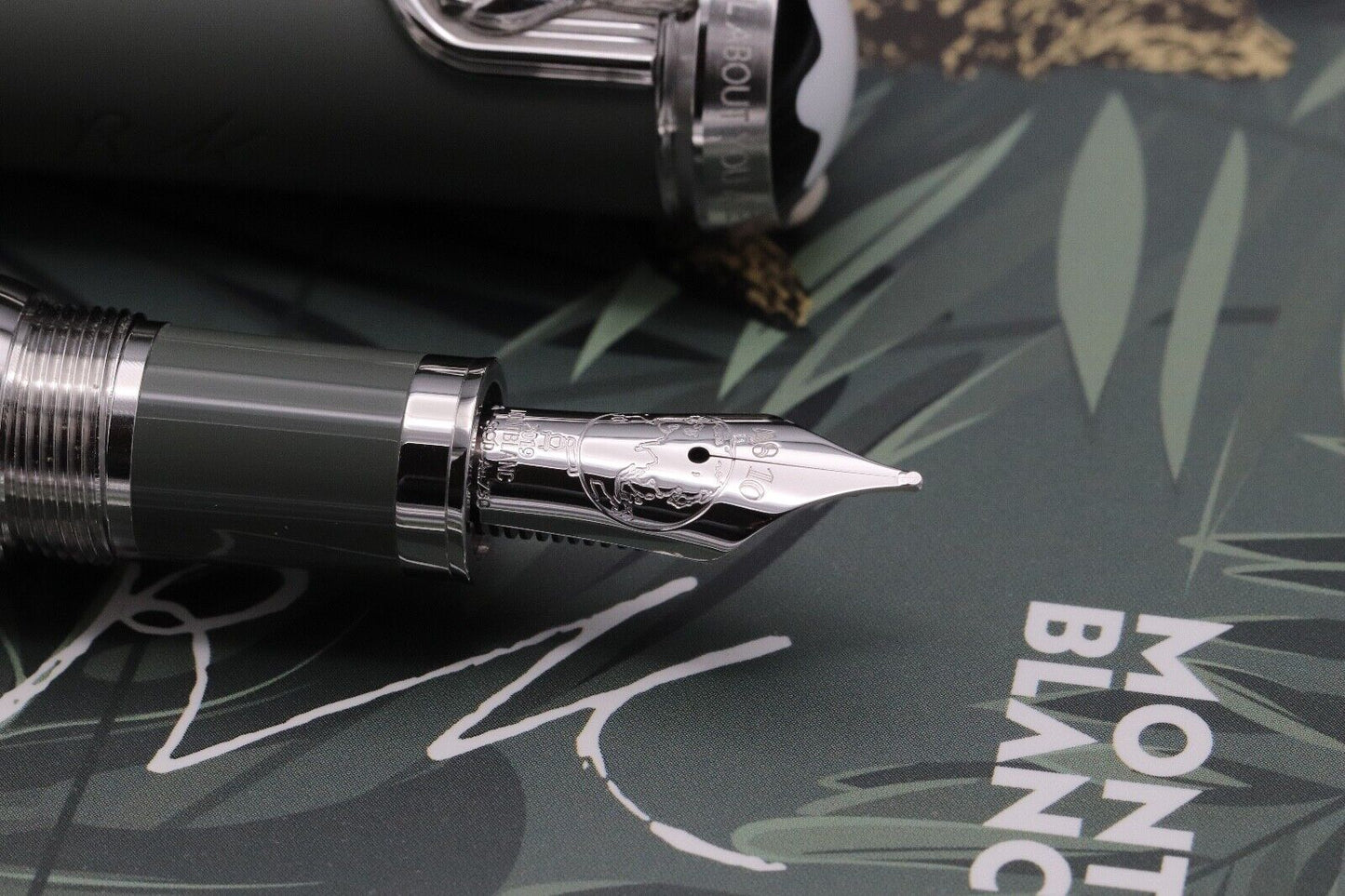 Montblanc Writers Edition Rudyard Kipling Fountain Pen – UNUSED image 2