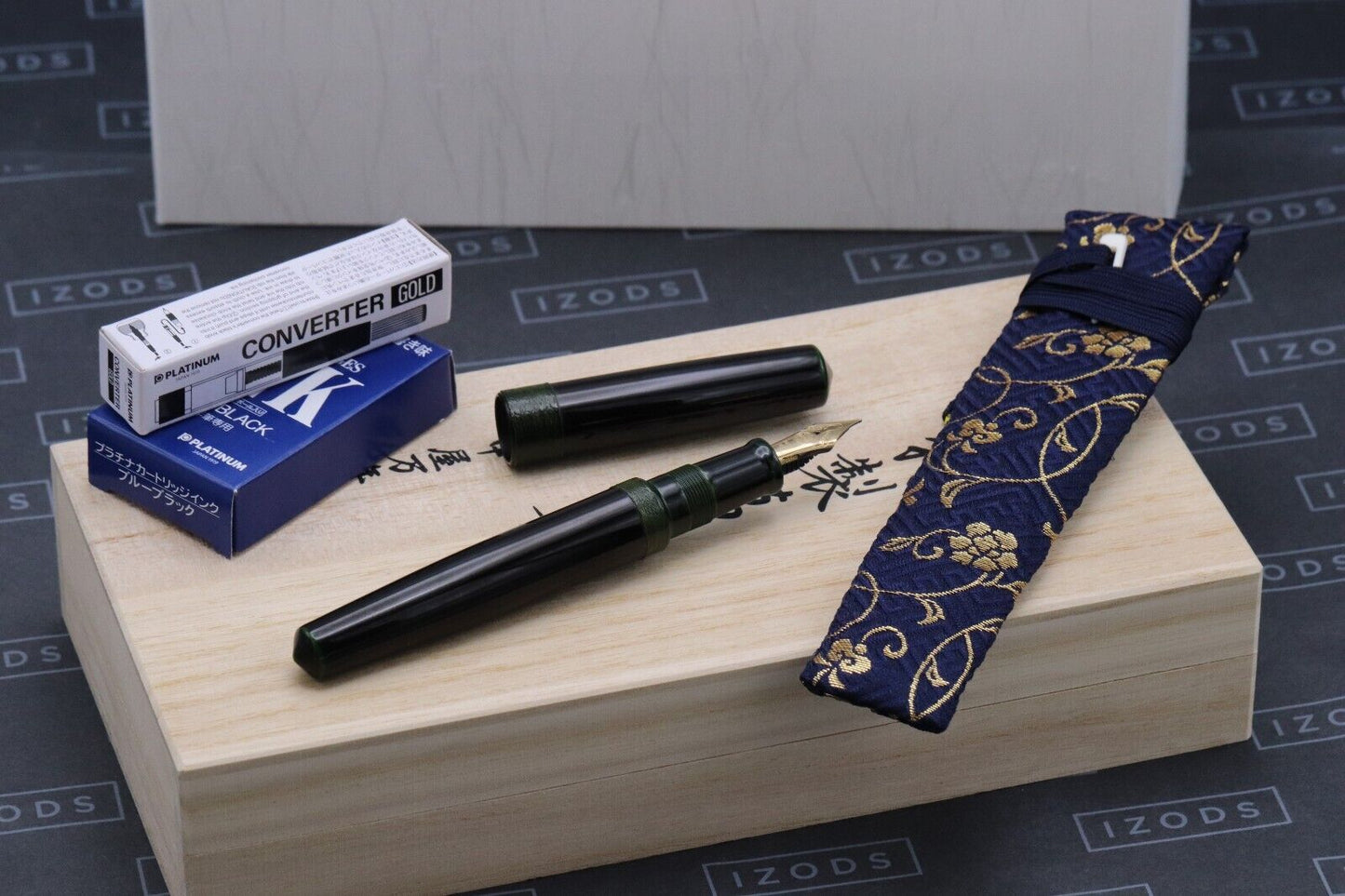 Nakaya Long Piccolo Midori-Tamenuri String Rolled Fountain Pen - UNUSED image 0