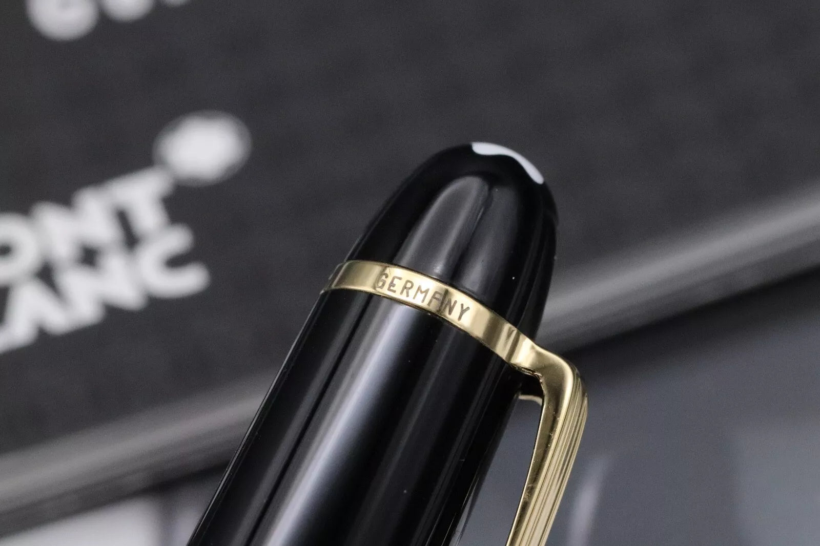 Montblanc Meisterstuck Chopin Classique Gold Line Fountain Pen - UNUSED - Fine image 7