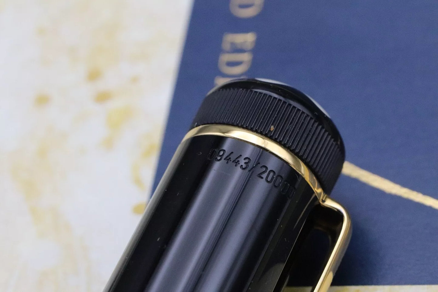 Montblanc Writers Edition Oscar Wilde Fountain Pen - UNUSED image 7