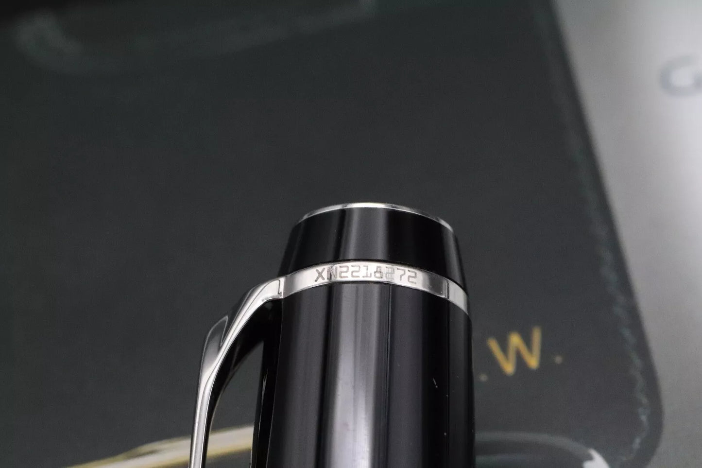 Montblanc Boheme Platinum Line No Stone Fountain Pen - Broad Nib image 5