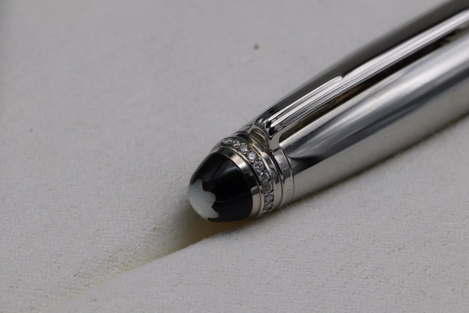 Montblanc Meisterstuck 146 LeGrand Royal Steel Diamond Fountain Pen image 8