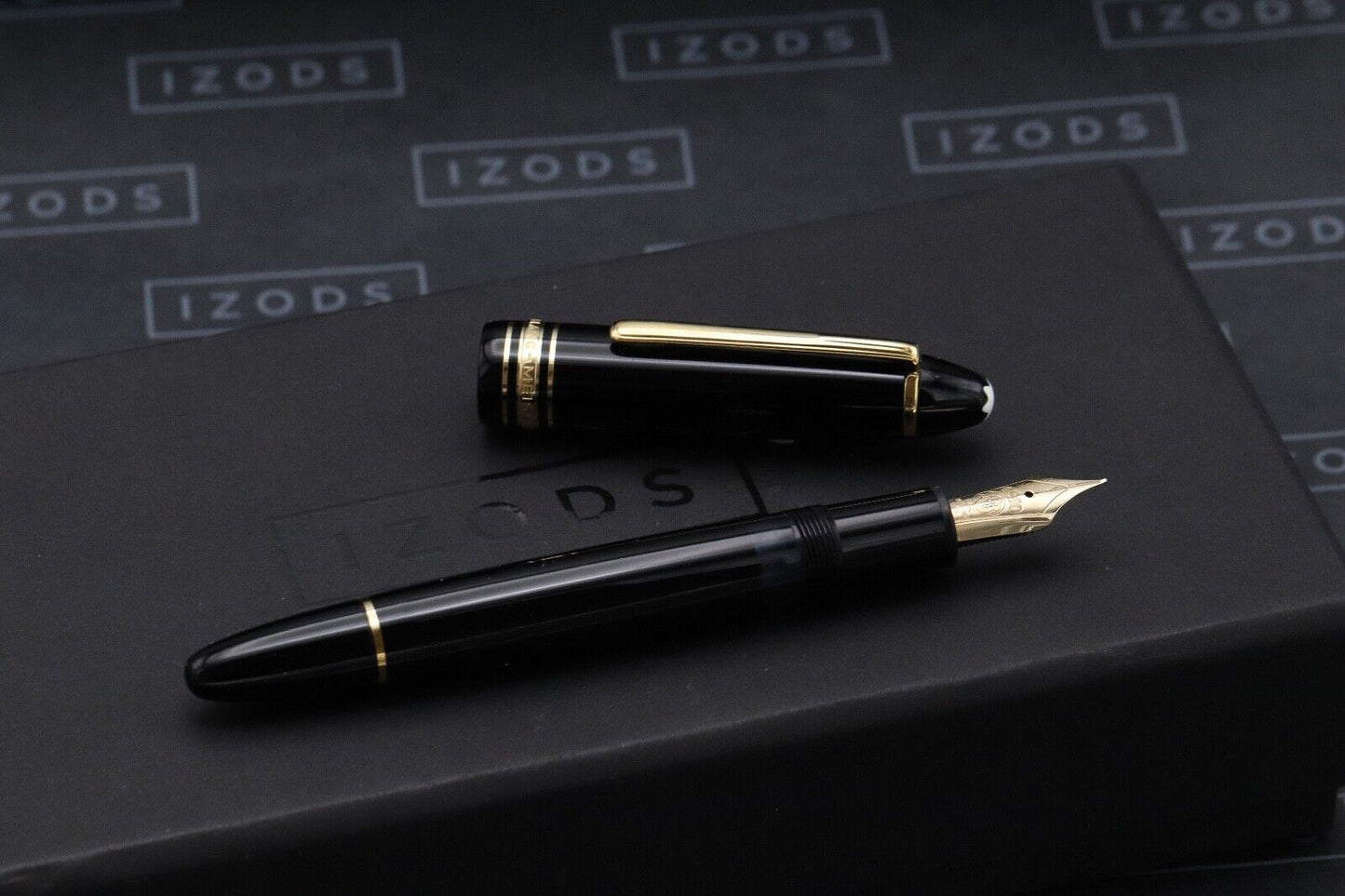 Montblanc Meisterstuck 146 LeGrand Gold Line Fountain Pen - Monotone Nib image 1