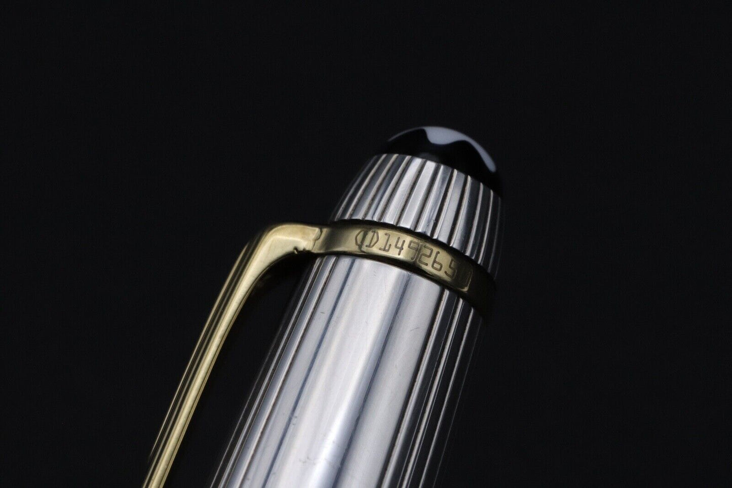 Montblanc Meisterstuck 164 Classique AG925 Pinstripe Doue Ballpoint Pen image 4
