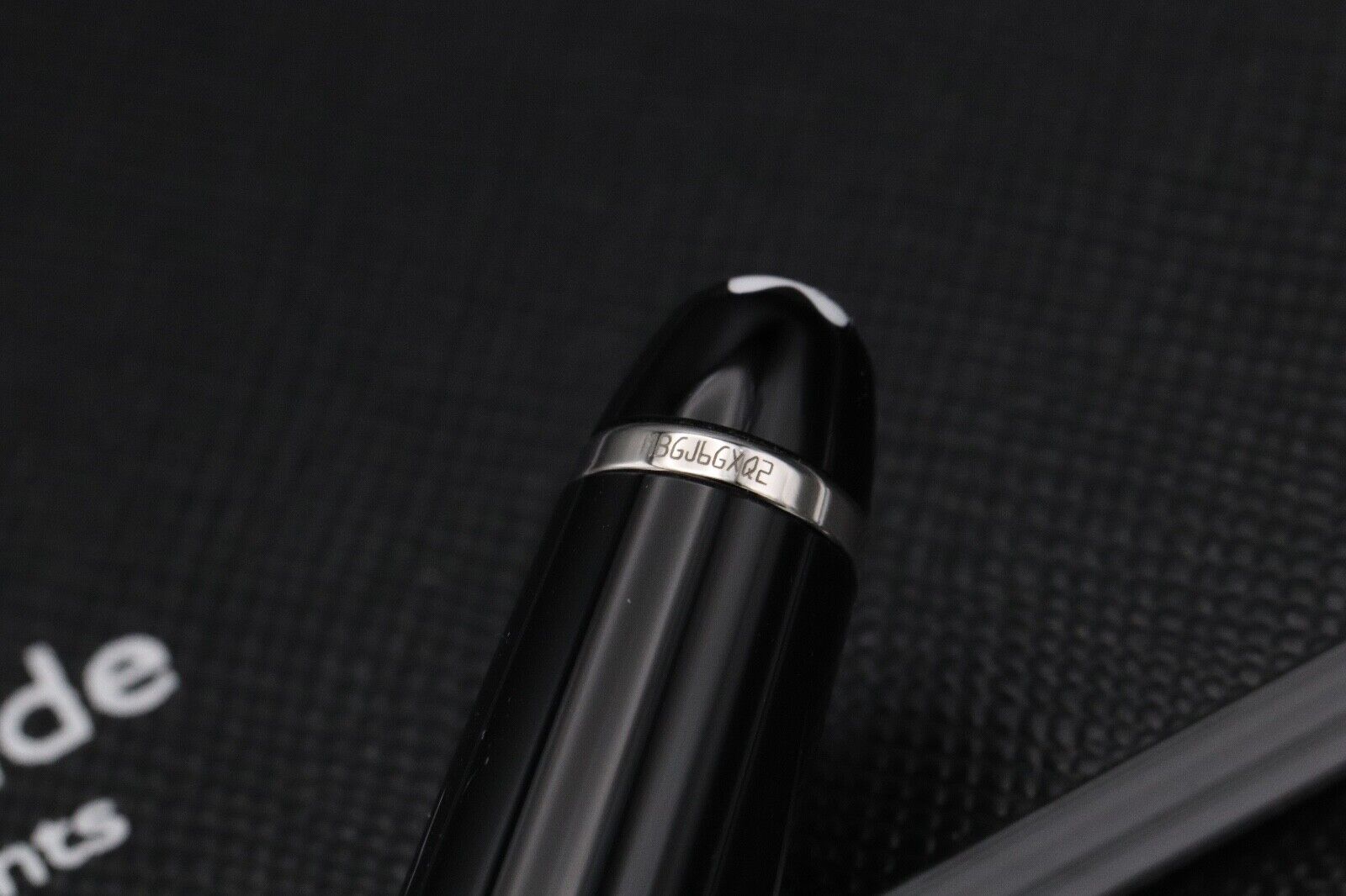 Montblanc Meisterstück 164 Classique Platinum-Coated Ballpoint Pen - UNUSED image 3