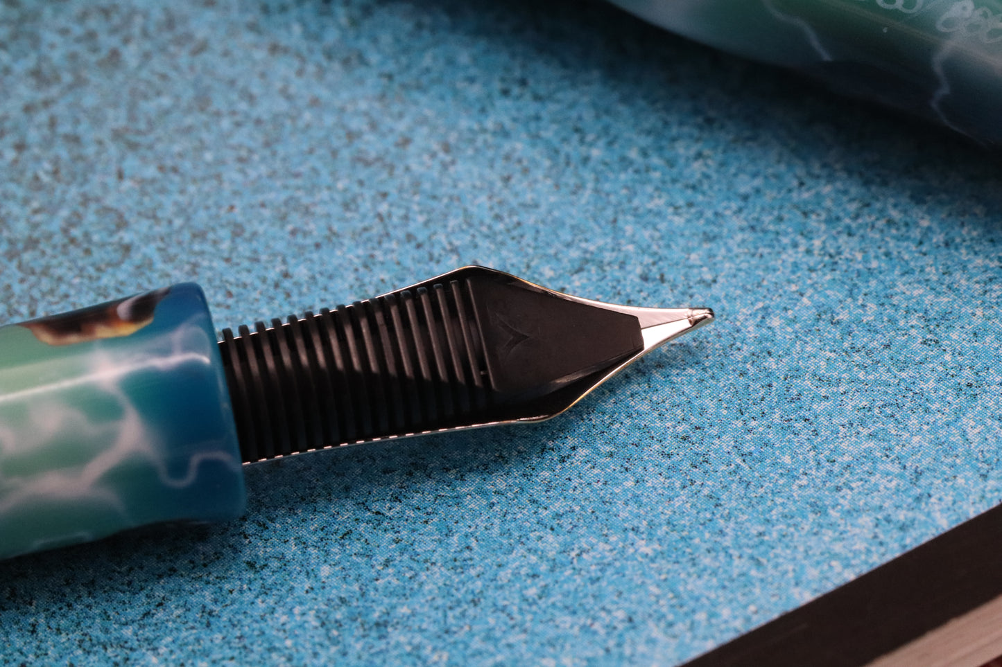 Visconti The Dragon Mazzi Limited Edition Fountain Pen - UNUSED