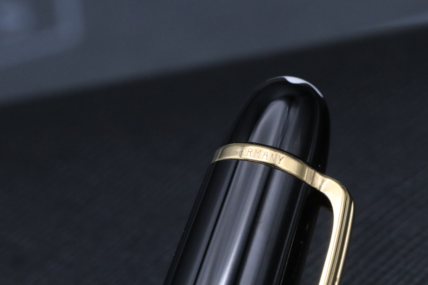 Montblanc Meisterstuck 145 Classique Gold Coated Fountain Pen - NEVER INKED