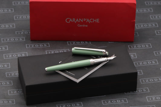 Caran d'Ache Leman Slim Vert de Gris Fountain Pen - Broad Nib