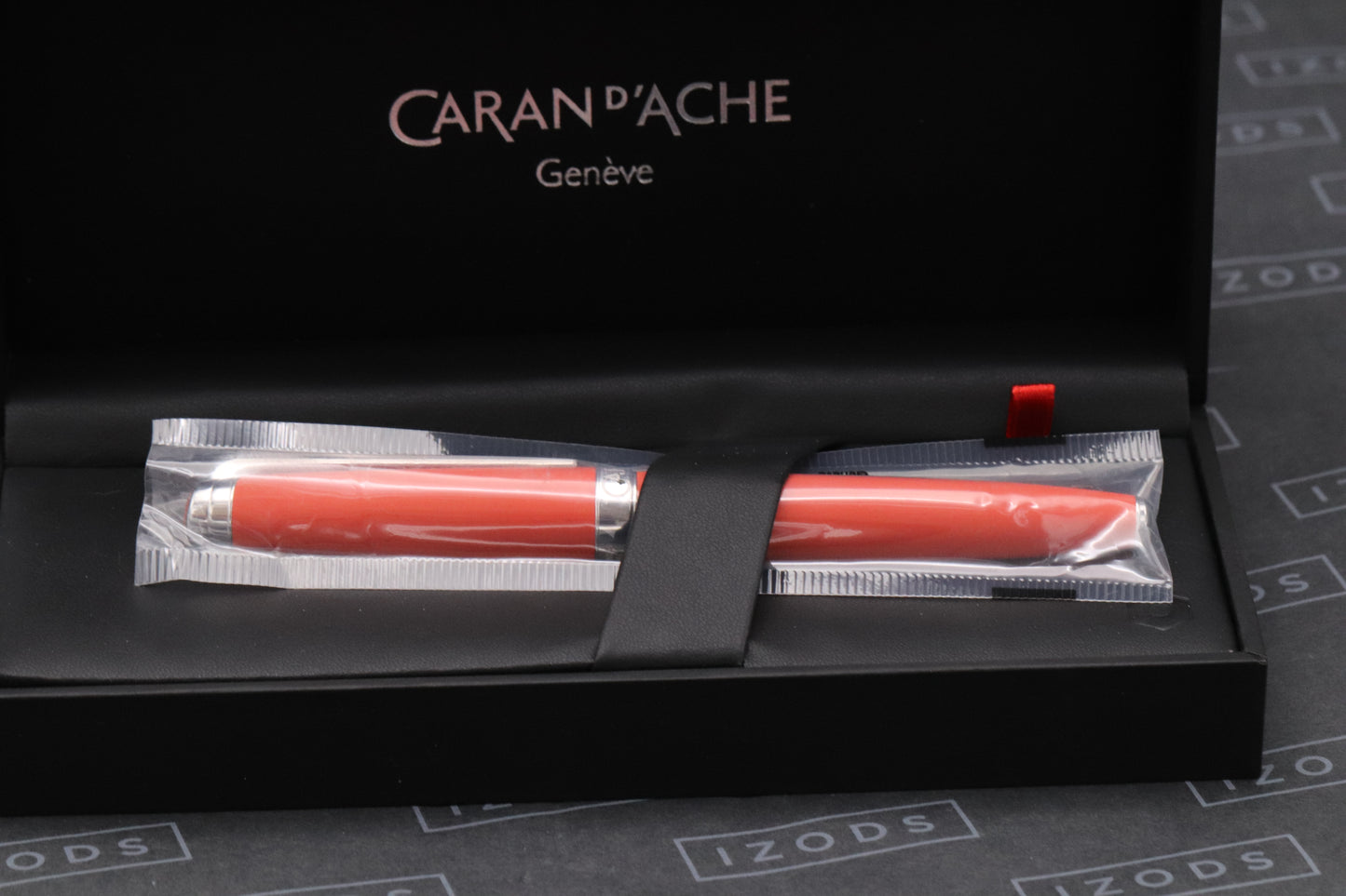 Caran d'Ache Leman Matte Coral Lacquer Fountain Pen
