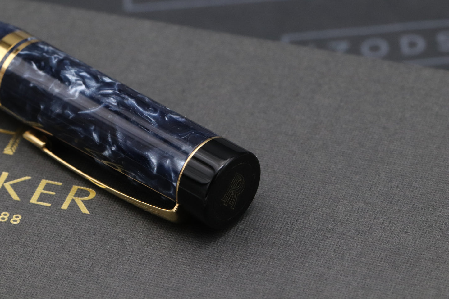 Parker Duofold Centennial Blue Marble Fountain Pen - MK1 - 1990