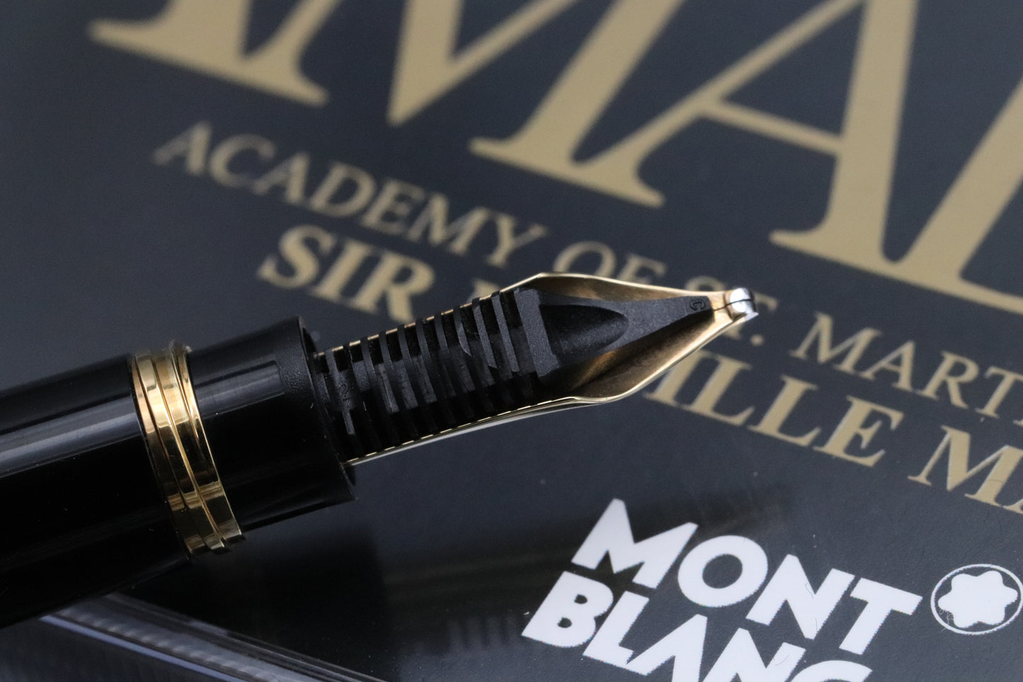 Montblanc Meisterstück 114 Mozart Gold-Coated Fountain Pen - Broad Nib
