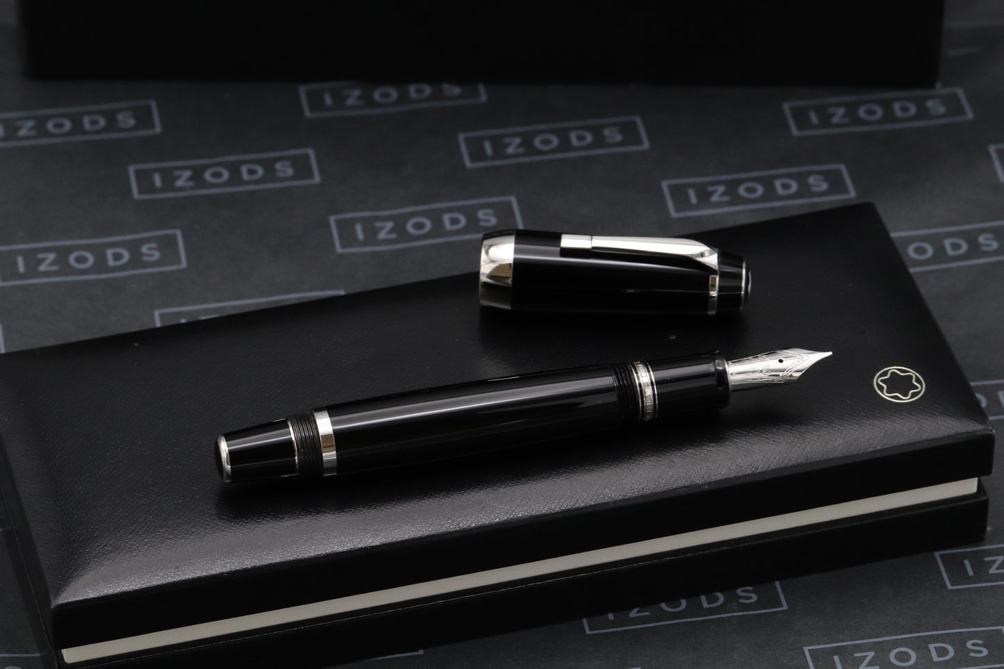 Montblanc Boheme XL Platinum Line No Stone Fountain Pen