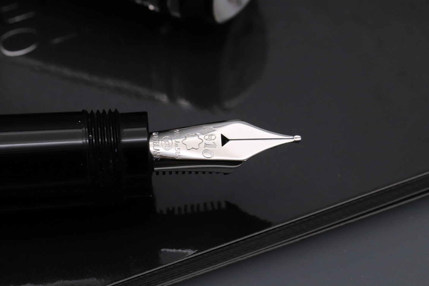 Montblanc Heritage 1912 Fountain Pen - Fine Nib