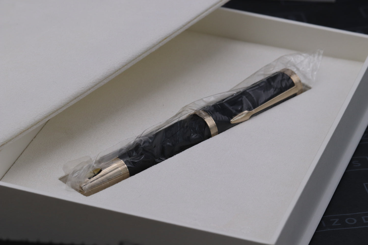 Montblanc Writers Edition Homage to Homer 9800 Fountain Pen - UNUSED
