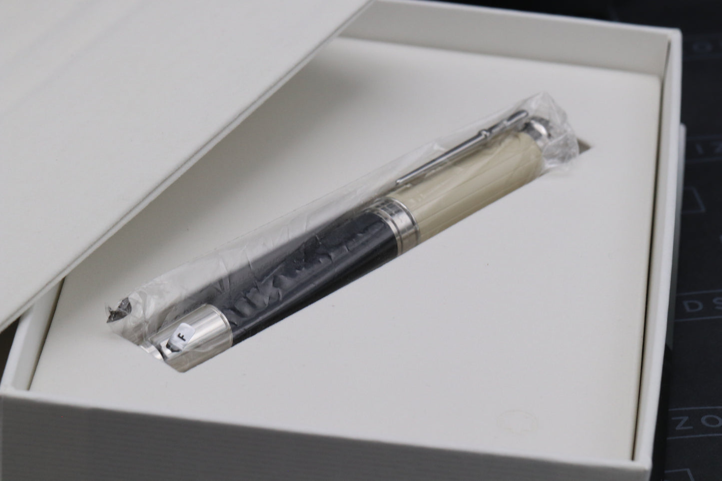 Montblanc Writers Edition Robert Louis Stevenson Fountain Pen - INKED ONCE