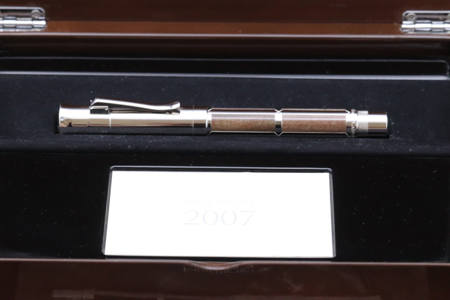 Graf von Faber-Castell Pen of the Year 2007 Petrified Wood Fountain Pen - UNUSED