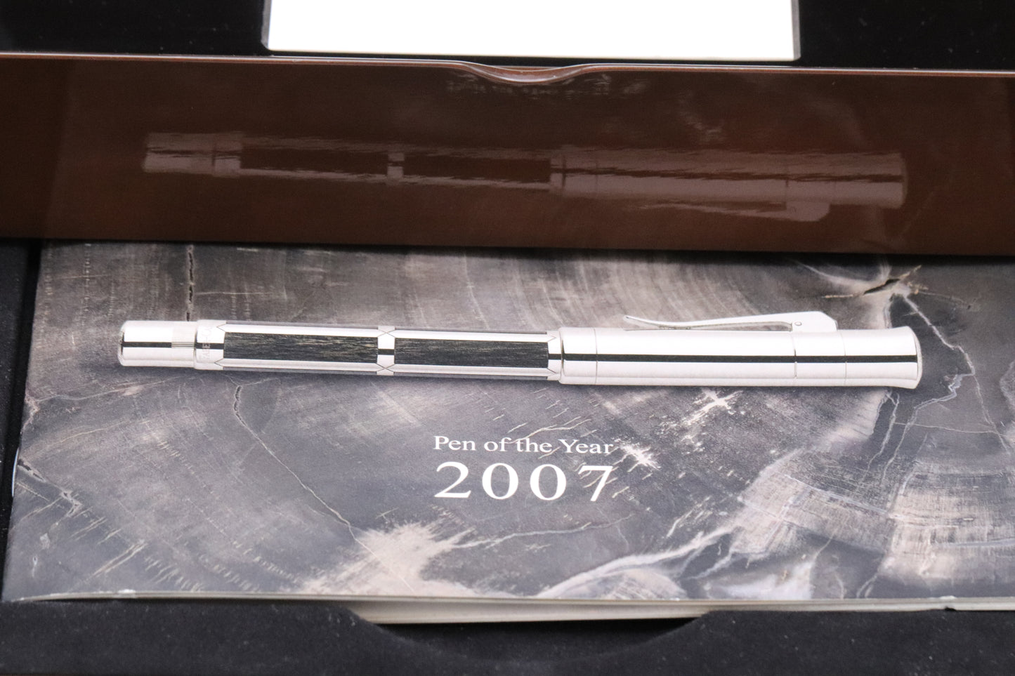 Graf von Faber-Castell Pen of the Year 2007 Petrified Wood Fountain Pen - UNUSED