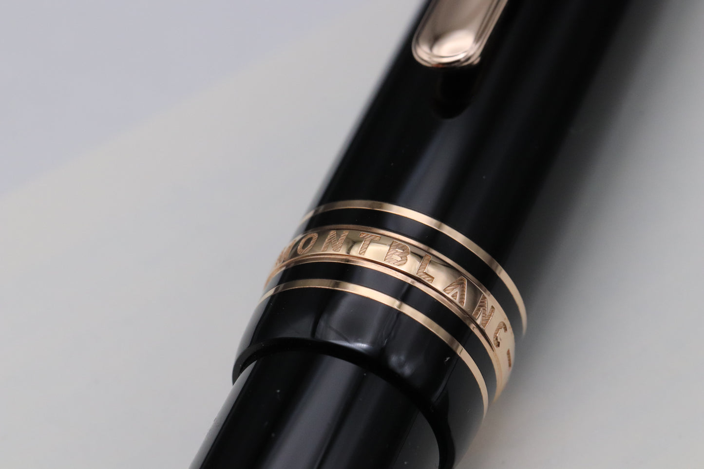 Montblanc Meisterstuck 162 LeGrand Red Gold Coated Rollerball Pen