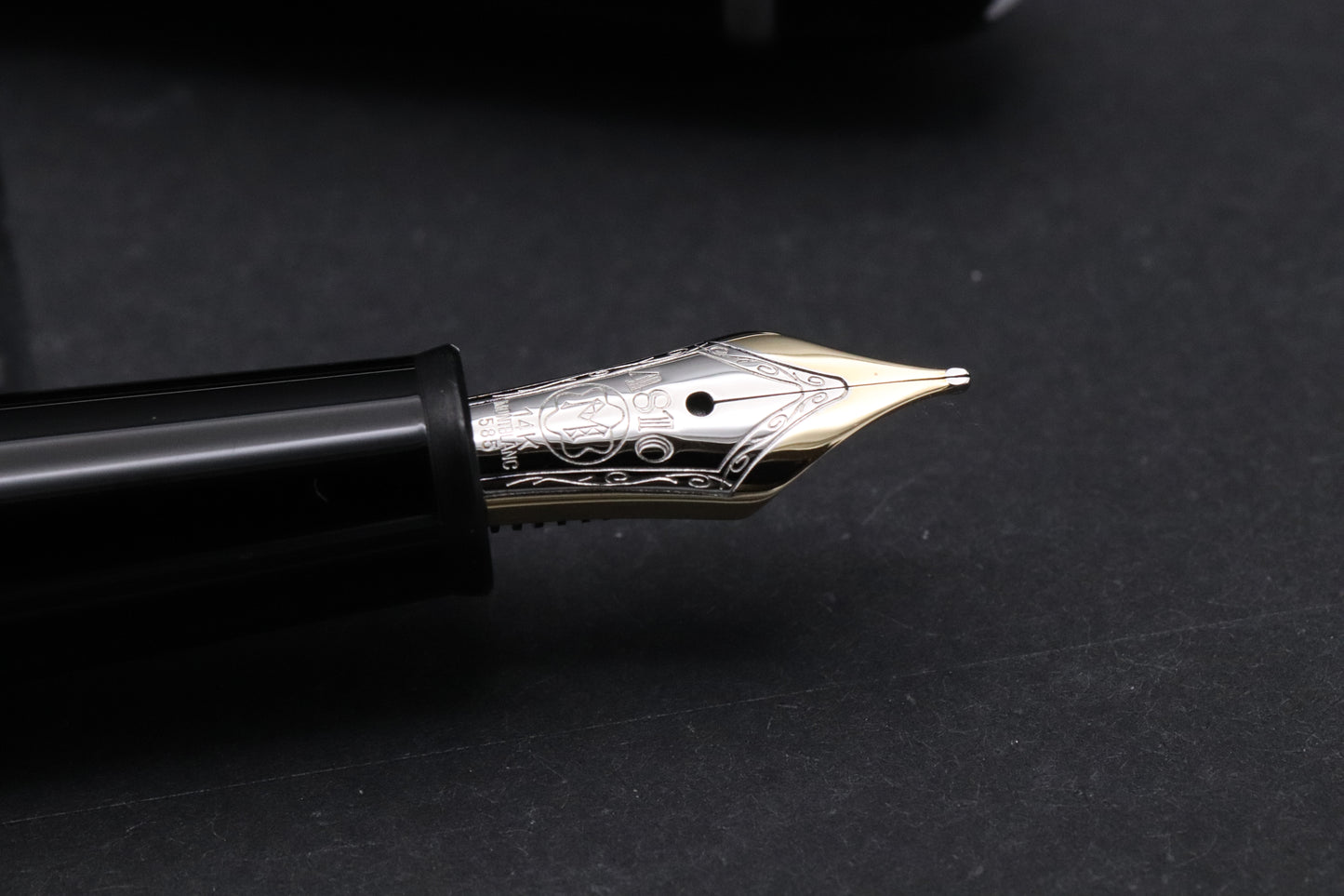 Montblanc Meisterstuck 145 Classique Platinum Coated Fountain Pen - Fine Nib