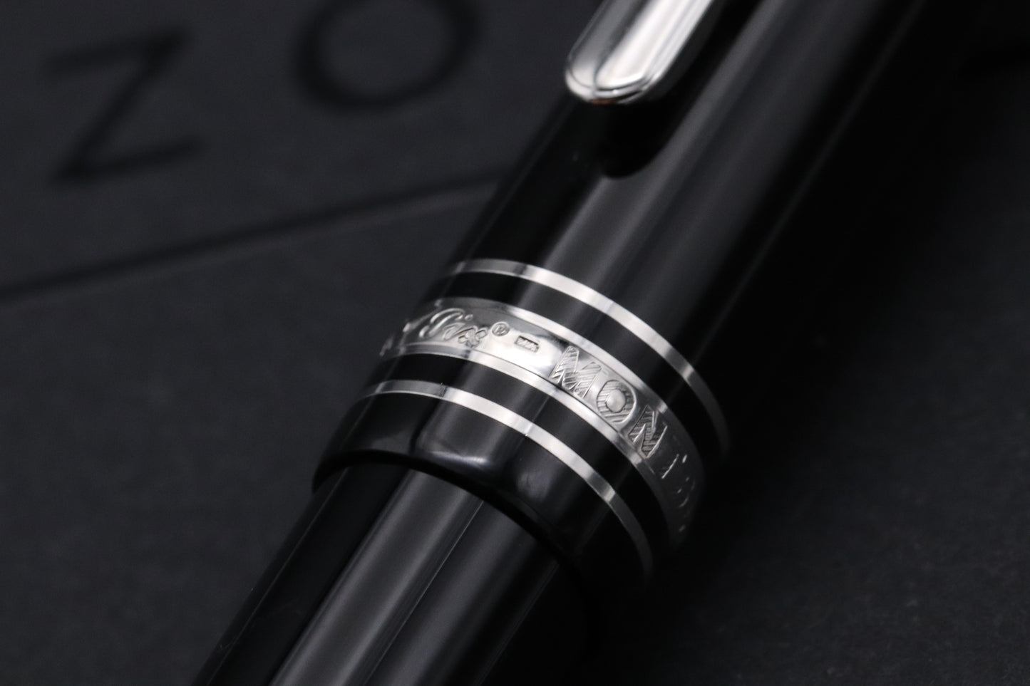 Montblanc Meisterstuck 145 Classique Platinum Coated Fountain Pen - Fine Nib