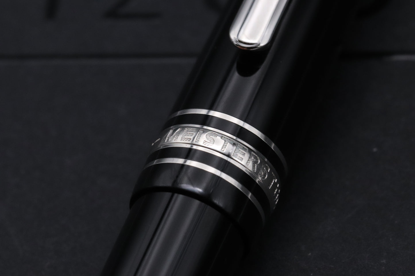 Montblanc Meisterstuck 145 Classique Platinum Coated Fountain Pen - Medium Nib