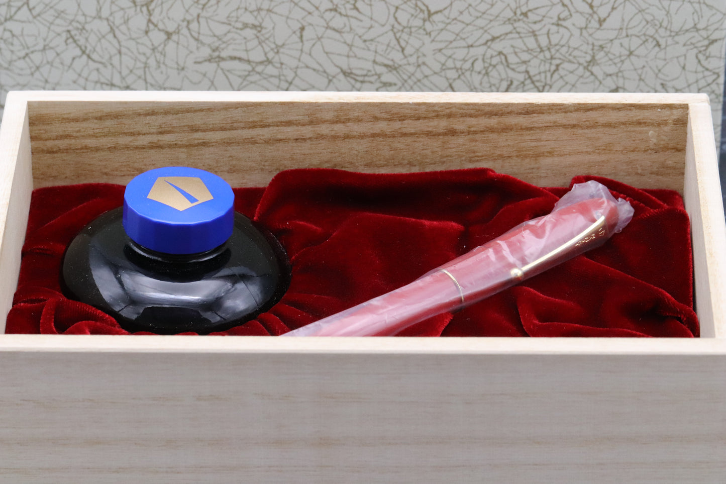 Namiki Yukari Royale Vermillion Urushi Fountain Pen - Fine Nib