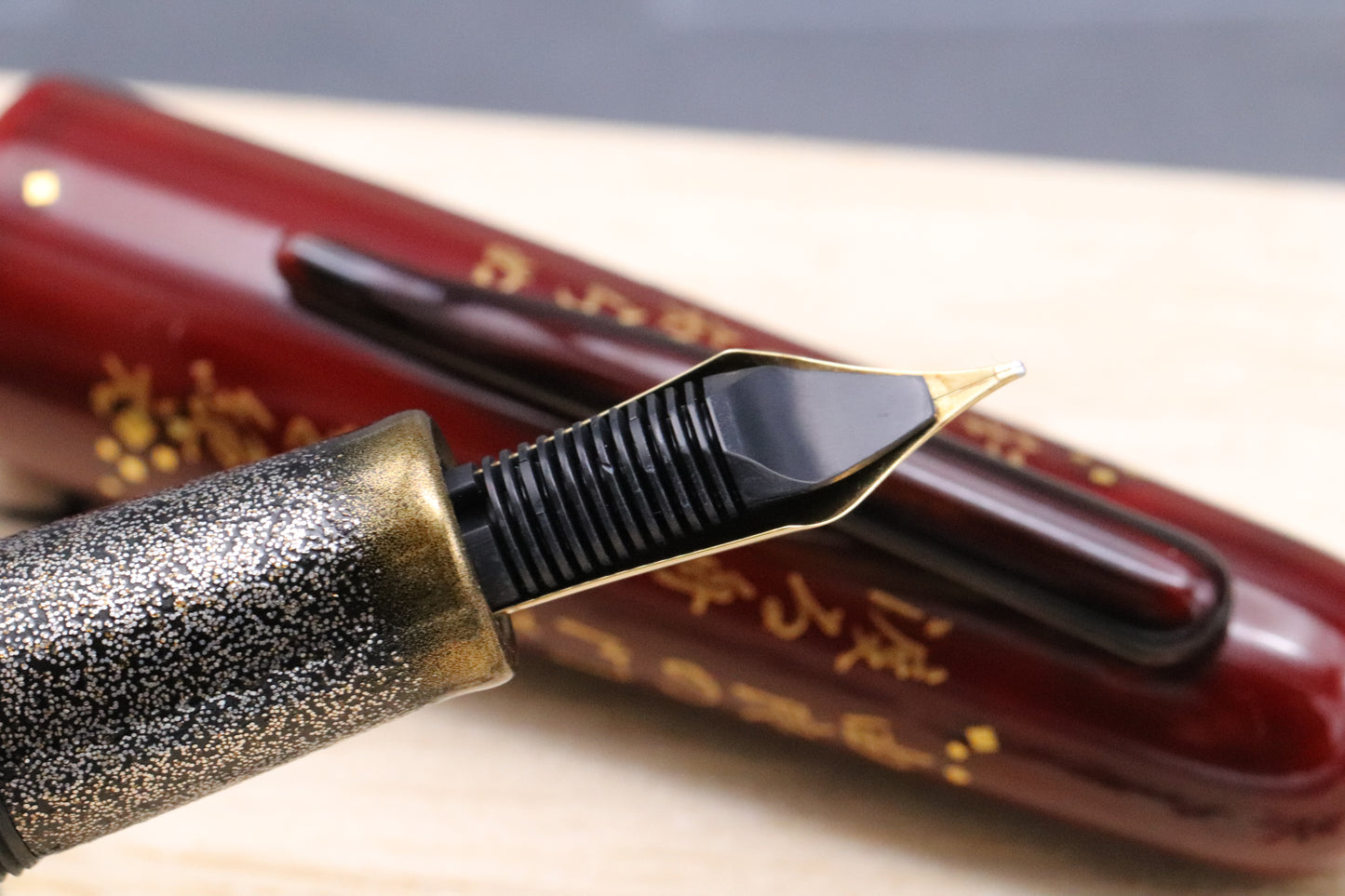 Danitrio Takumi "Yura no to wo" Poem Fountain Pen - Cursive Italic Nib